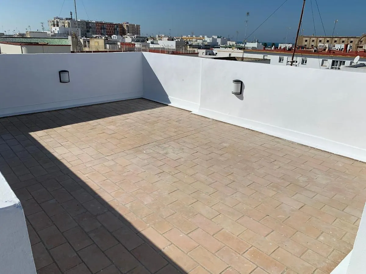 アパート Atico Terraza Cadiz Centro Ascensor Playa De La Caletaアパートメント