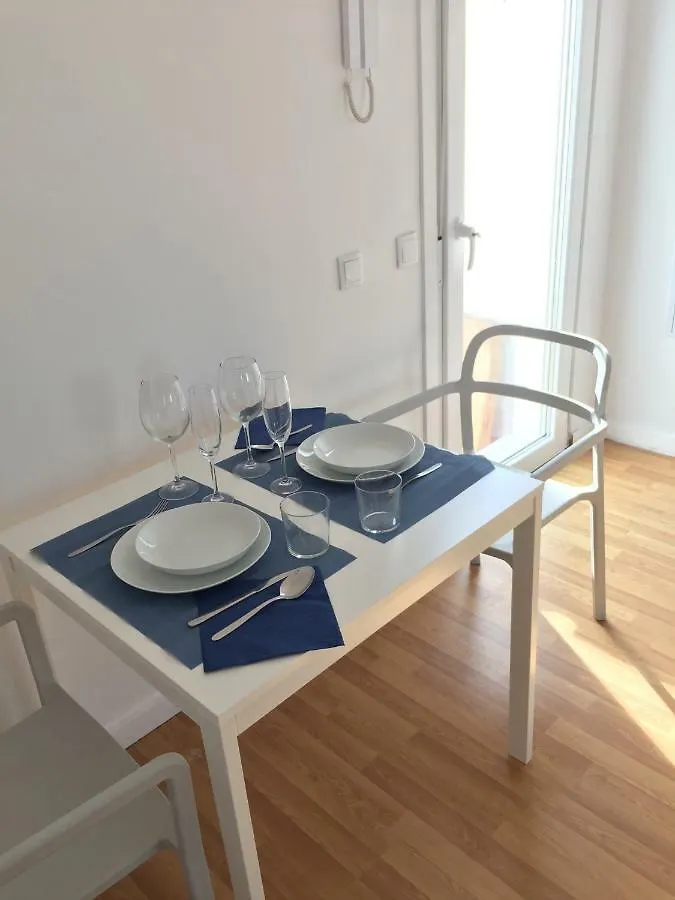 Atico Terraza Cadiz Centro Ascensor Playa De La Caletaアパートメント アパート